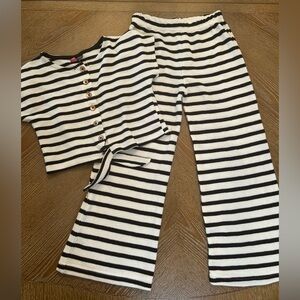 Girls 2 piece outfit - Vince Camuto- new 6x